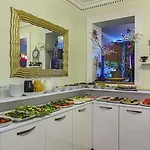 Modern Sultan Hotel